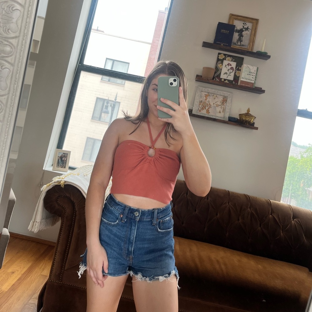 Halter top